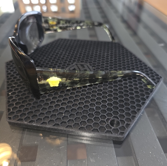 Versace Black Women's Sunglasses - Picture 5 of 8